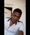 Michel 27 ans Ambilobe Madagascar