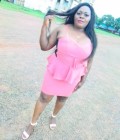 Laura 37 ans Ouest  Cameroun