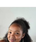 Prisca 23 ans Darsalama  Madagascar