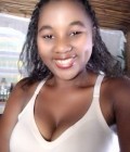 Claudia 27 ans Toamasina Madagascar