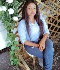 Raissa 24 ans Chrétien  Cameroun