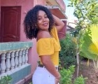 Toniquia 36 Jahre Sambava Madagaskar