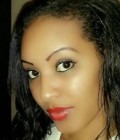 Myriam 37 Jahre Bamako Mali