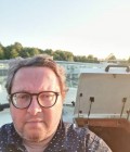 Jerome  56 ans 59890 - Deulemont France