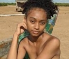 Anissa 19 ans Mahajanga  Madagascar