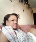 Sandrine 32 Jahre Yaoundé  Kamerun