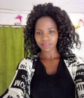 Nicole 27 Jahre Douala Kamerun