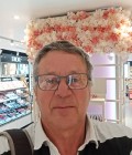 Eric 65 ans Fréjus France