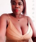 Viviane 37 years Douala  Cameroon