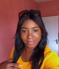 Mona 28 ans Libreville  Gabon