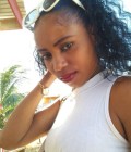 Alida 32 ans Relation Sérieuse Des Madagascar