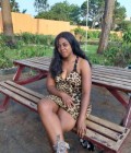 Esther 36 ans Bafousam  Cameroun