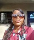 Christelle 36 Jahre Douala  Kamerun