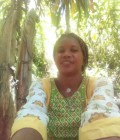 Olga 43 ans Antalaha Madagascar