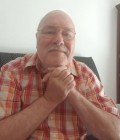 Alain 74 ans Acquigny France