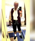 Peter 68 ans Stuttgart  Allemagne