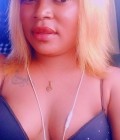 Arlette 30 ans Catholique  Cameroun