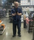 Dennis 67 ans Quebec Canada