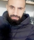 Youcef 28 ans Oran Italie