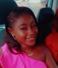 Leslie 28 ans Douala Cameroun