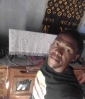 Michel 27 ans Ambilobe Madagascar