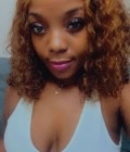 Cynthiche 27 Jahre Douala  Kamerun