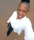 Mabelle 30 ans Yaoundé Cameroun