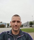 Enrico 42 ans Bedburg Hau  Allemagne