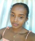 Sanirah 22 ans Fenerive Est Madagascar