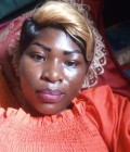 Cynthia 24 ans Yaoundé  Cameroun