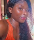 Cynthia 24 ans Yaoundé  Cameroun