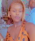 Micheline 21 Jahre Centre Kamerun