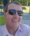 Denis 61 ans Vigneux Sur Seine France