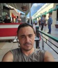 Olivier 48 ans Quebec  Canada