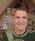 Gilles 63 ans Beganne France