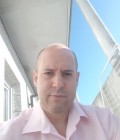 Fabien 45 ans Romainville France