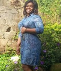 Sara 39 Jahre Yaounde Kamerun