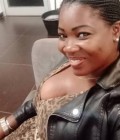 Nina 42 Jahre Yaounde Cameroun