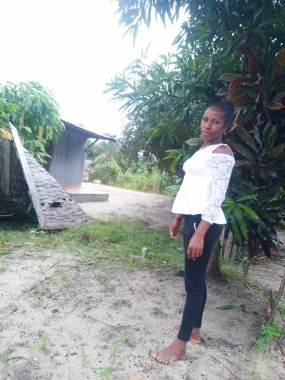 Sandra 30 ans Sambava  Madagascar