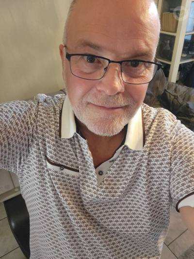 Serge 58 ans Courcelles Belgique