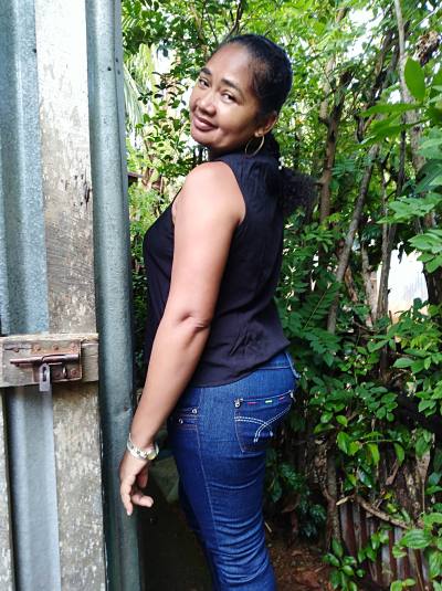 Aline 56 ans Soanierana Ivongo Madagascar