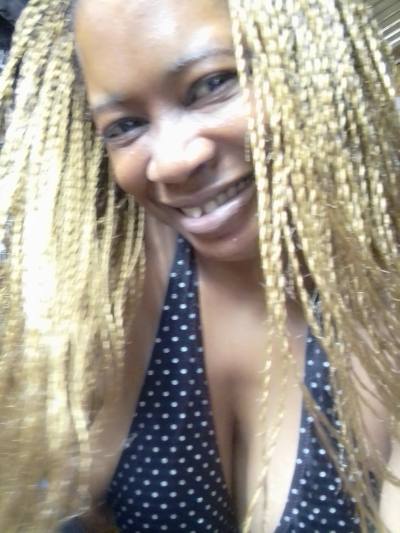 Josée 42 ans Cameroun  Cameroun