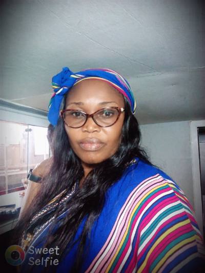 Caroline 45 ans Yaoundé Cameroun