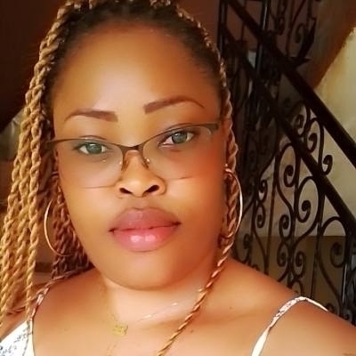 Agnès 33 Jahre Yaoundé  Kamerun