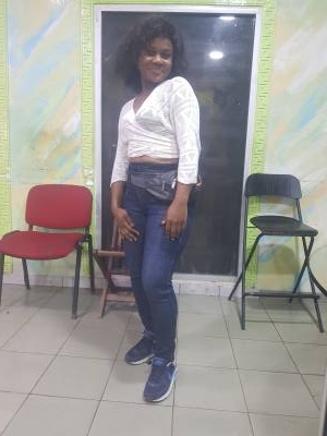 Nadia 27 ans Douala Cameroun