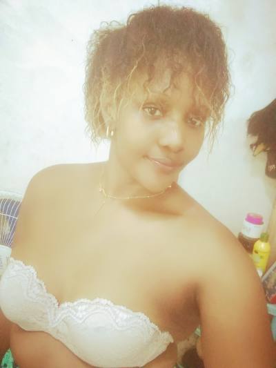 Francisca 33 ans Toamasina Madagascar