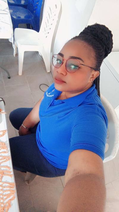 Félicia 34 Jahre Libreville  Gabun