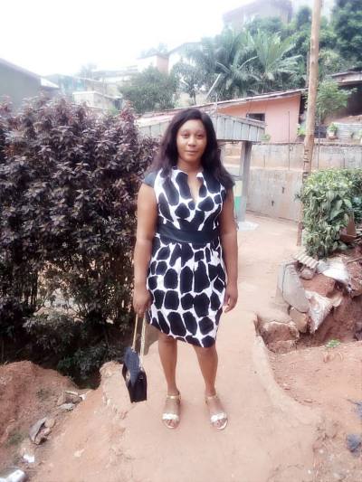 Beatrice 46 ans Yaoundé Cameroun