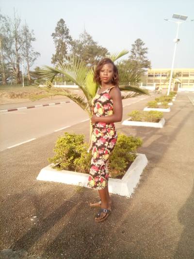 Paola 30 ans Douala  Cameroun