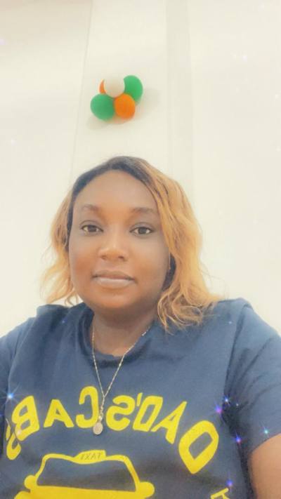 Amira 37 ans Abidjan  Côte d'Ivoire